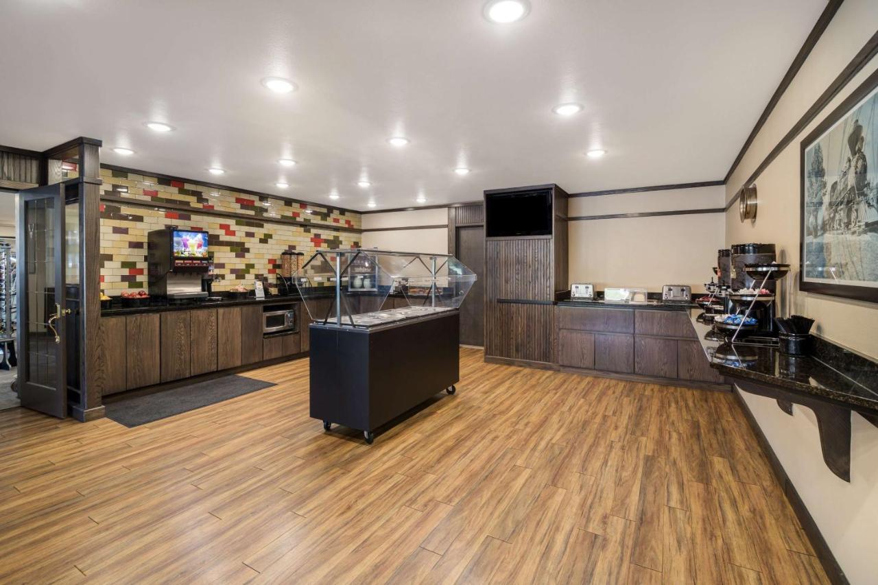 Best Western Golden Spike Inn & Suites Hill City Εξωτερικό φωτογραφία