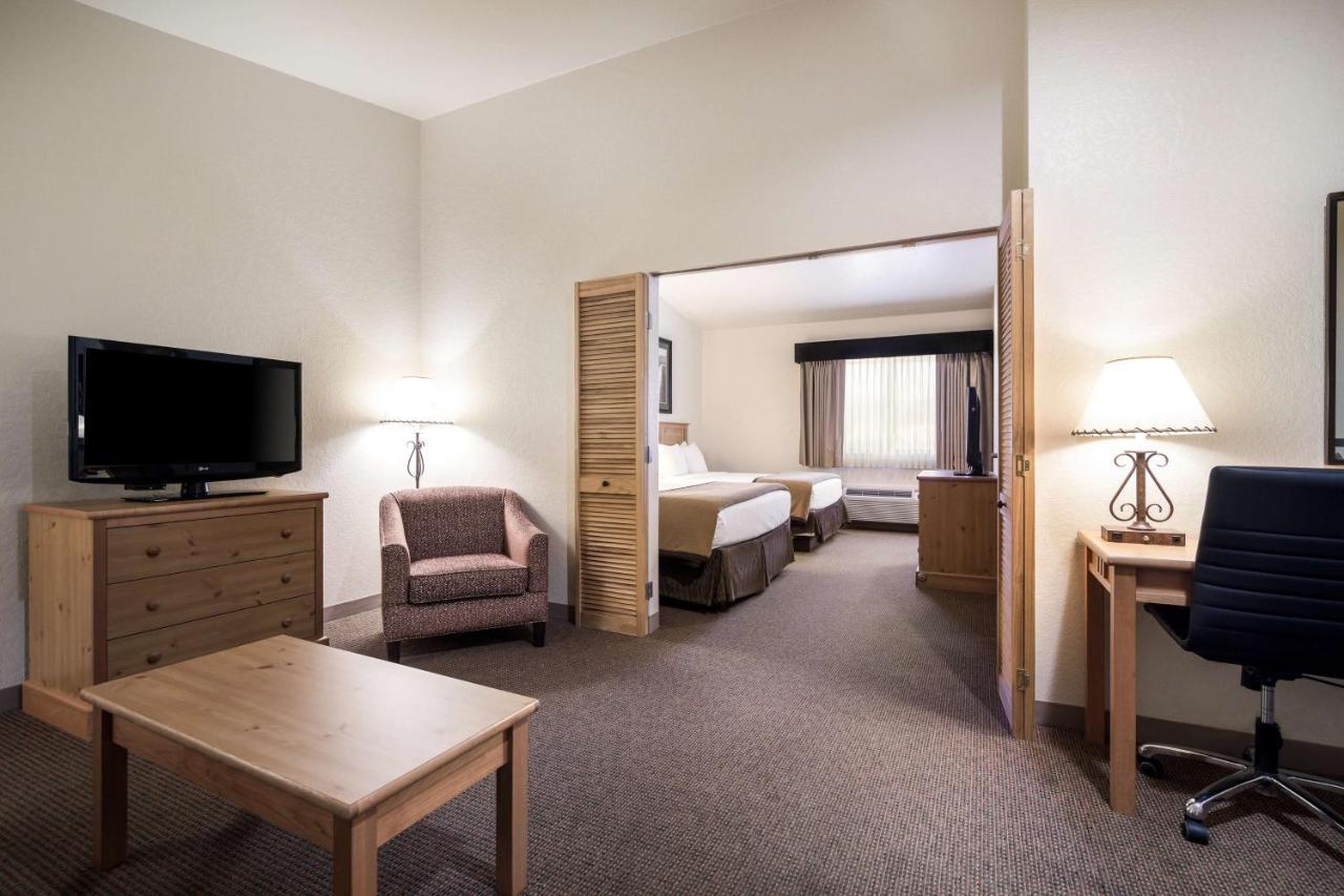 Best Western Golden Spike Inn & Suites Hill City Εξωτερικό φωτογραφία
