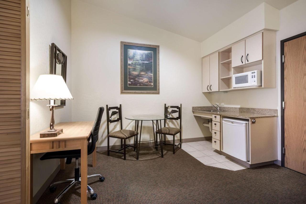 Best Western Golden Spike Inn & Suites Hill City Εξωτερικό φωτογραφία